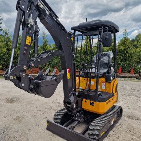 Mini Koparka Berger Kraus BK1700JS z osprzętem KUBOTA D902