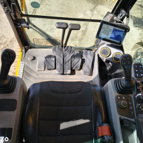 JCB 220x js220 2021R