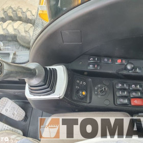 JCB JS 145 W