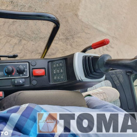 JCB JS 145 W
