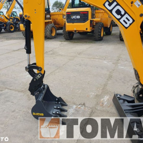 JCB 8018