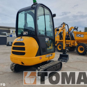 JCB 8018