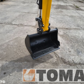 JCB 8018