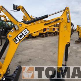 JCB 8018