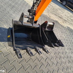 Kubota LONKING CDM6025 3 ŁYŻKI