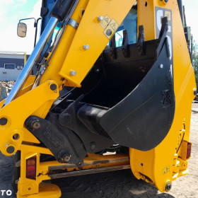JCB JCB 4CX AEC  2018r