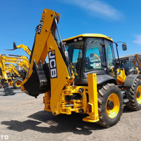 JCB JCB 4CX AEC  2018r