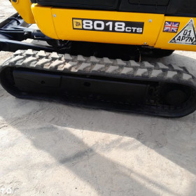 JCB 8018