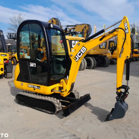 JCB 8018