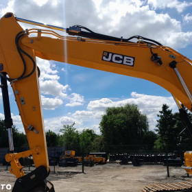 JCB 220x js220