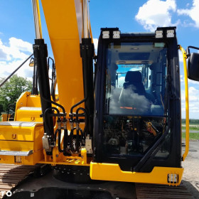 JCB 220x js220