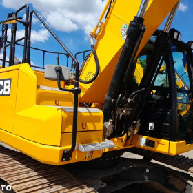 JCB 220x js220