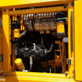 JCB 220x js220