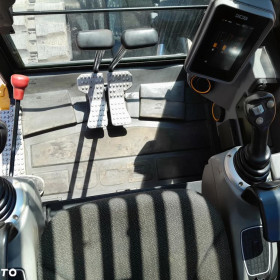 JCB 86C-2