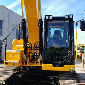 JCB 220x js220 2022R