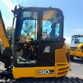 JCB 90Z-2  2022R