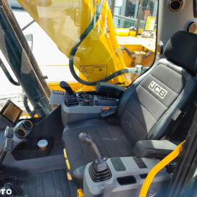 JCB 220x js220 2018R