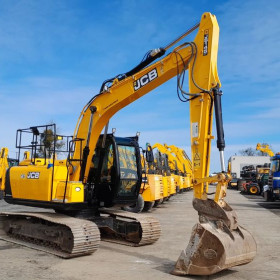 JCB JS 145 LC