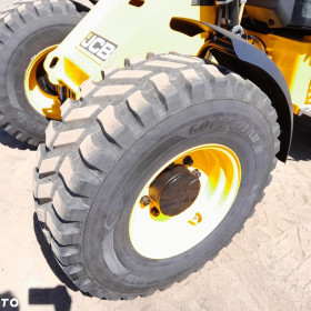 JCB 409