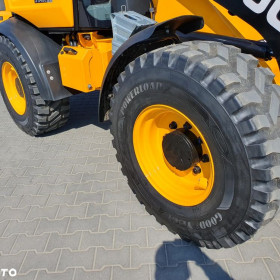 JCB 409